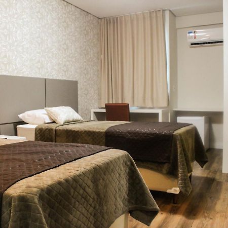 פיירה דה סנטנה Hotel Caju De Ouro מראה חיצוני תמונה