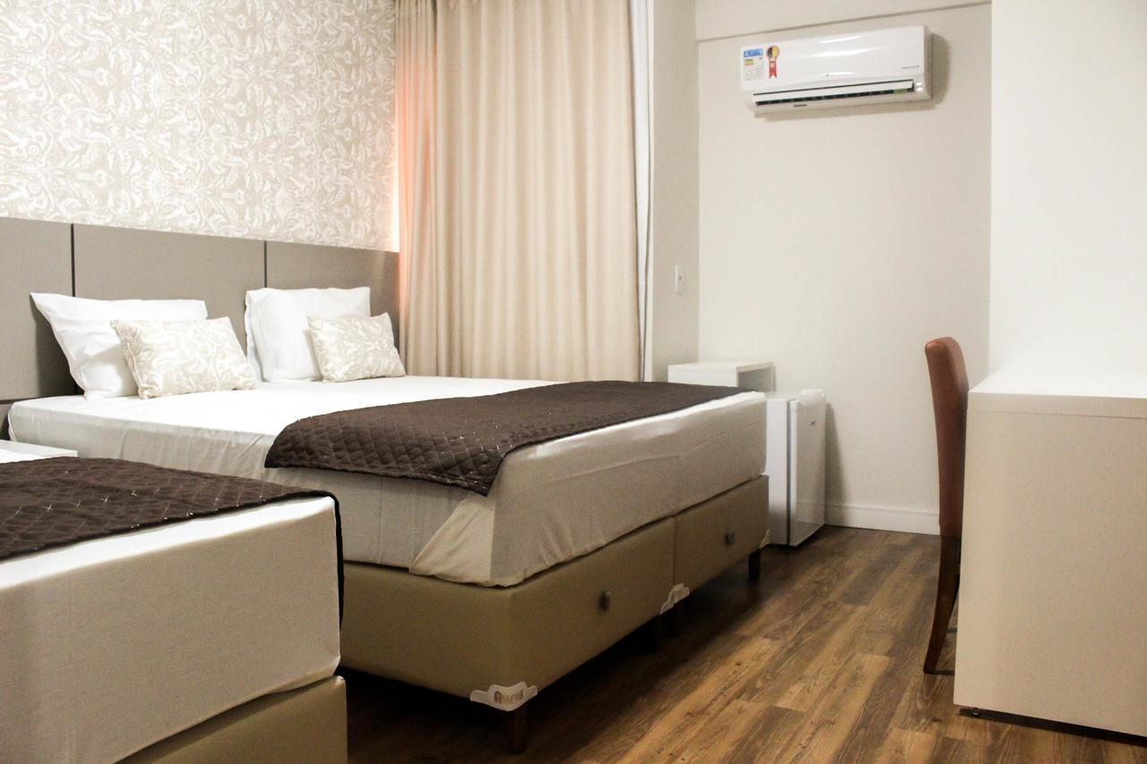 פיירה דה סנטנה Hotel Caju De Ouro מראה חיצוני תמונה